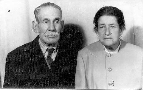 Teresita Gonzalez Lopez de Nava y Alejandro Romo y Romo