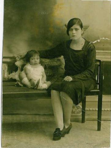 Felipa Espino y Alicia Romo. Aguascalientes 1932